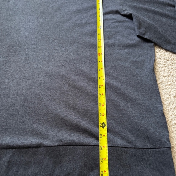 Vuori Men's Ponto Performance Crew Long Sleeve Shirt Color: Charcoal Heather XL - Picture 15 of 15